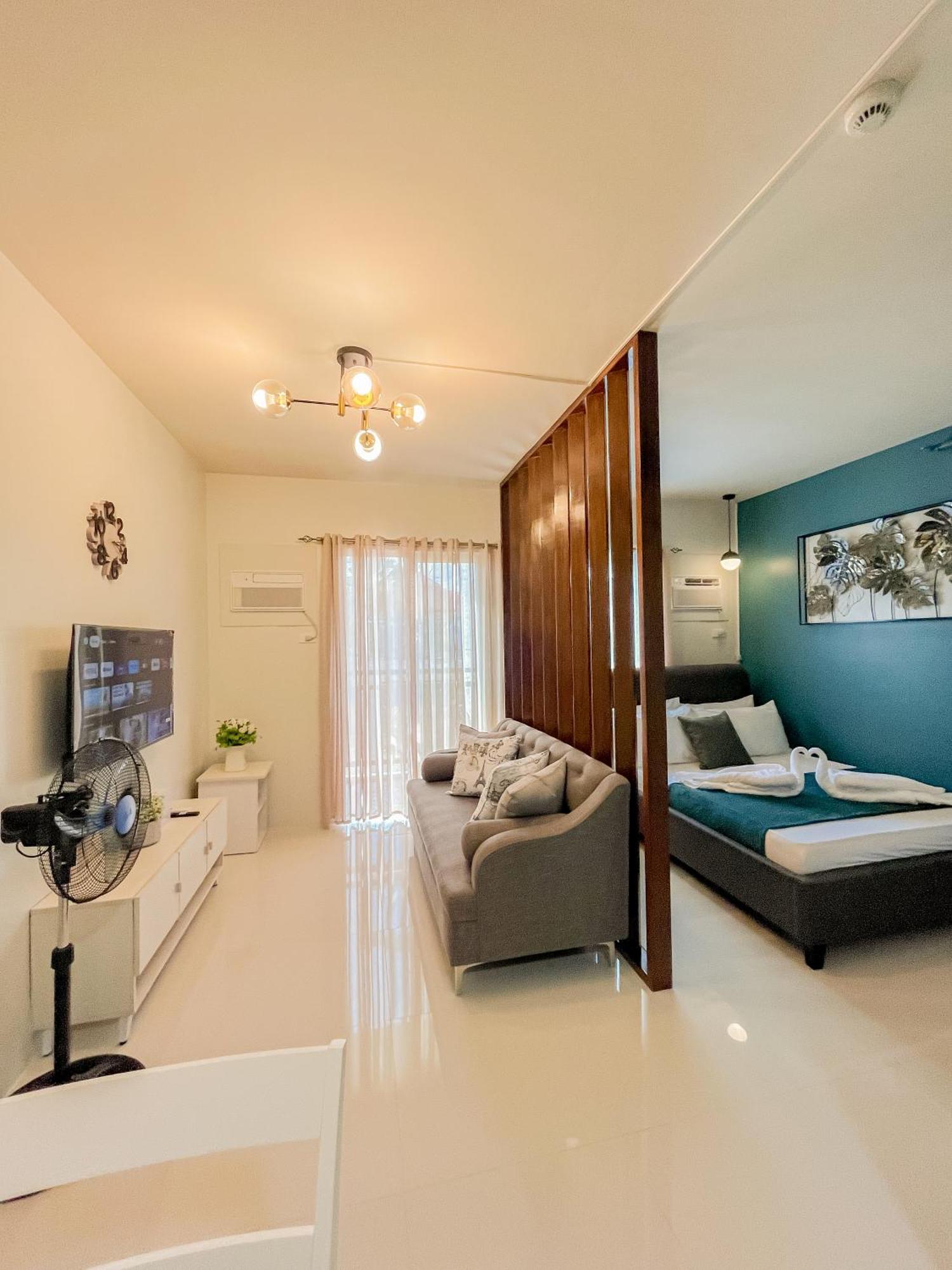 2 Bedroom And Studio Apartments With Private Pool And Gym In Vista Manors Verdant Puerto Princesa Exterior photo