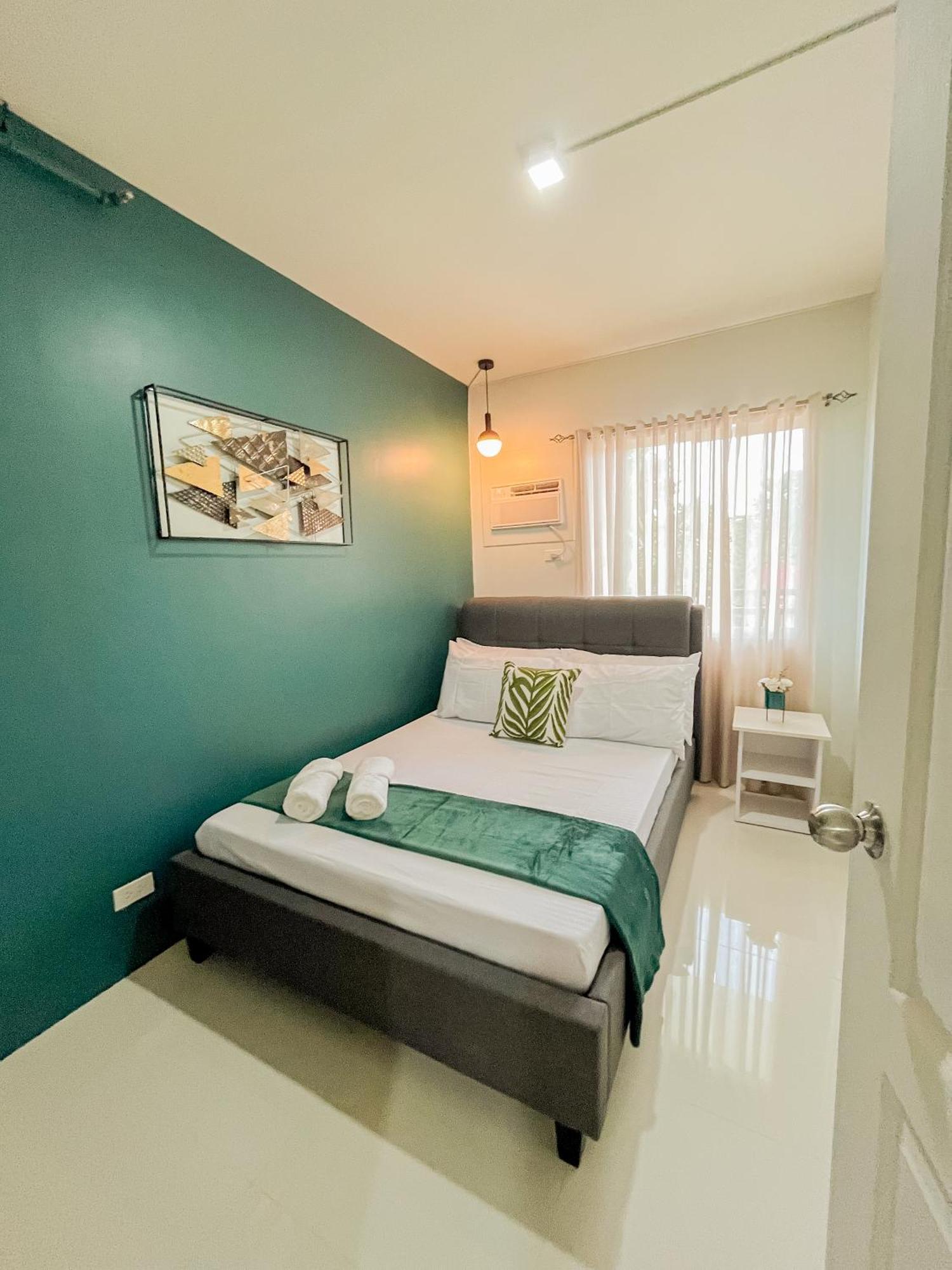 2 Bedroom And Studio Apartments With Private Pool And Gym In Vista Manors Verdant Puerto Princesa Exterior photo