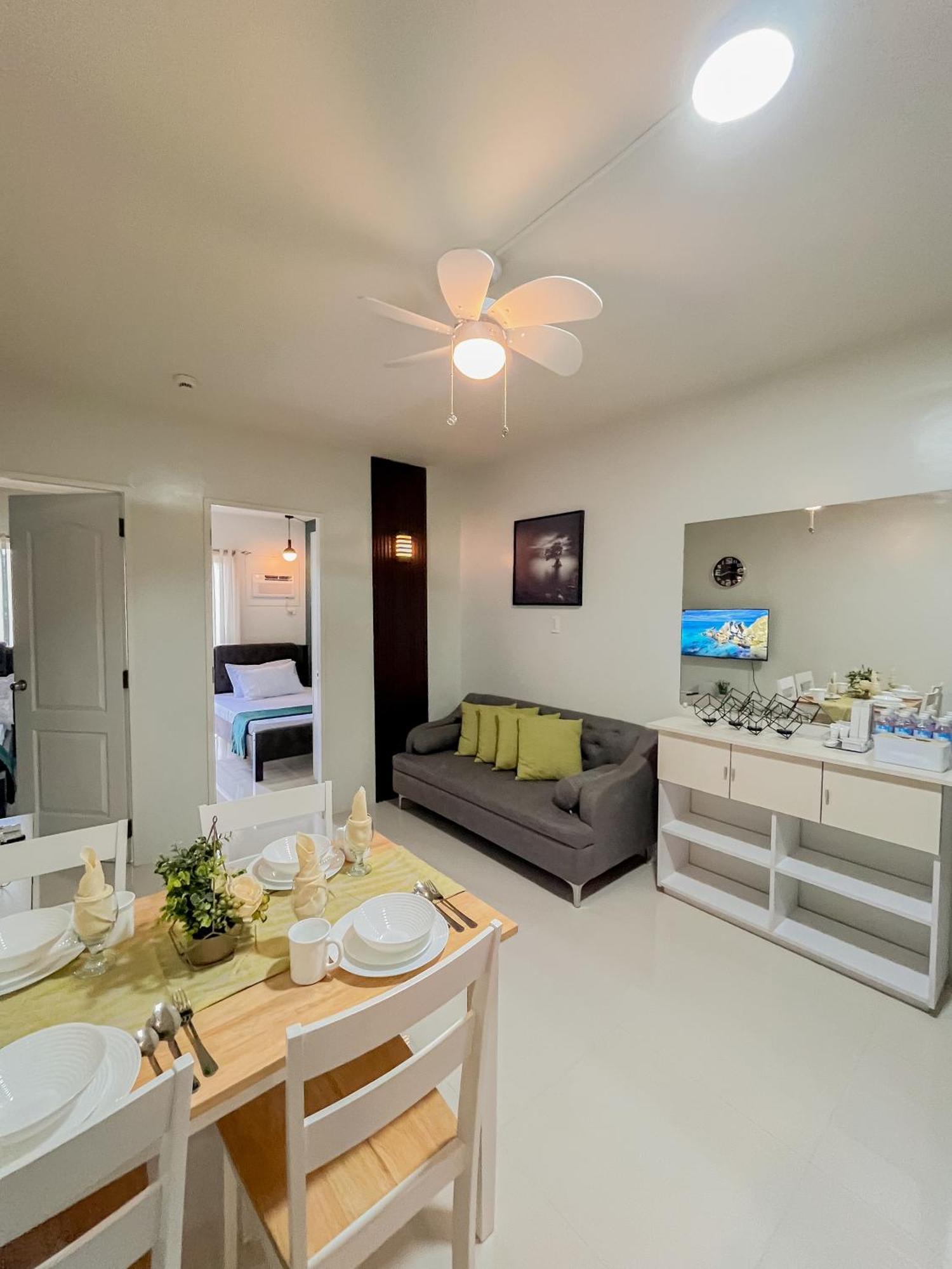 2 Bedroom And Studio Apartments With Private Pool And Gym In Vista Manors Verdant Puerto Princesa Exterior photo