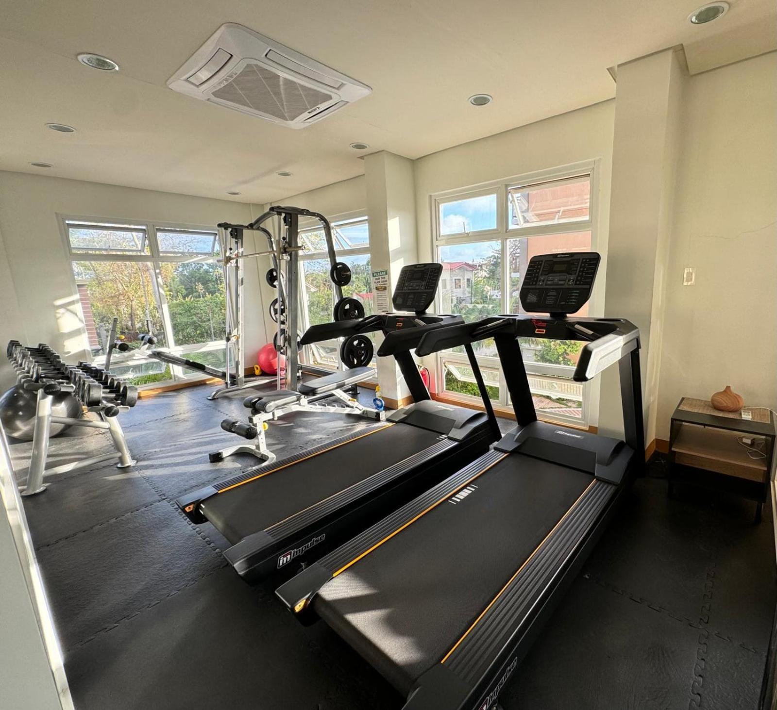 2 Bedroom And Studio Apartments With Private Pool And Gym In Vista Manors Verdant Puerto Princesa Exterior photo